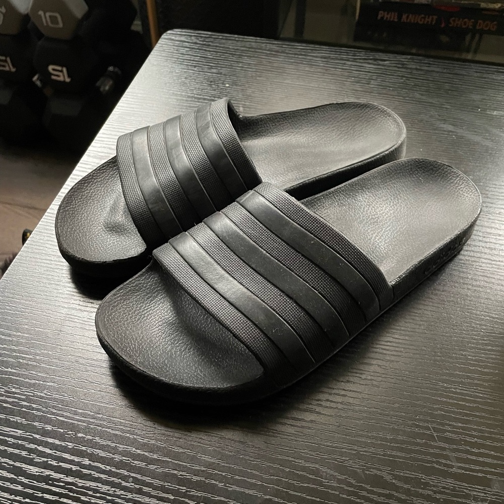 Adidas All BlackSlides